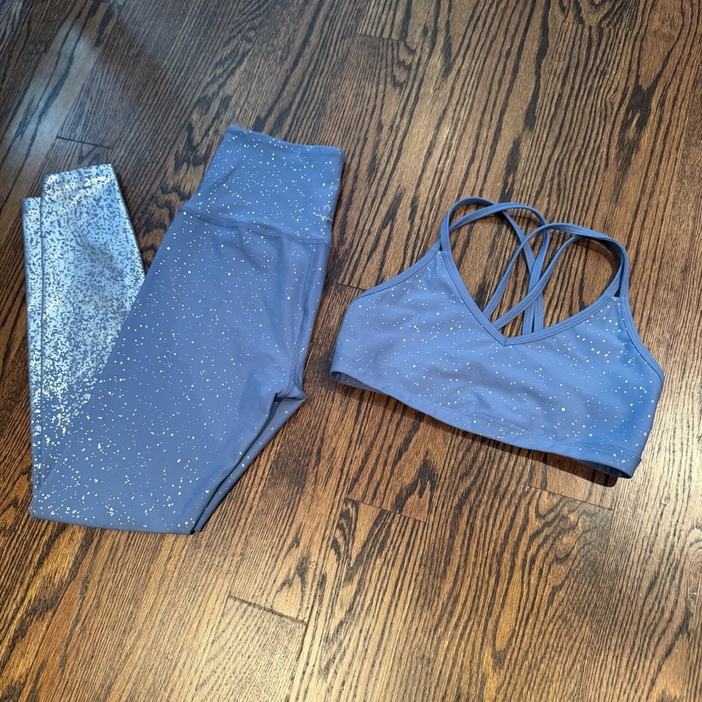 Beyond Yoga Blue Speckled Sports Bra and High Waisted Leggings Set
